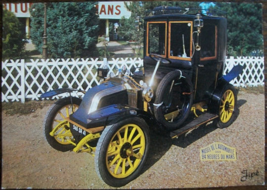 Musée de l'Automobile des 24 Heures de Mans et de Lourdes- Taxi de la Marne- Renault 4 cyl. Collection M. Kaefer