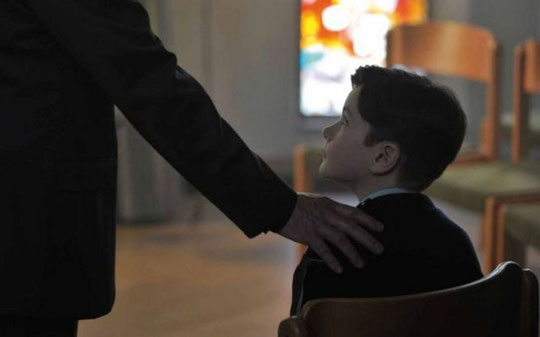 Photo du film Grâce à Dieu qui à mis e lumière les victimes d’actes pédophiles dans l’Eglise catholique