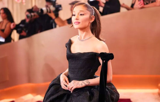 Ariana Grande lance une fondation pour soutenir les droits LGBTQ+ et les communautés marginalisée
