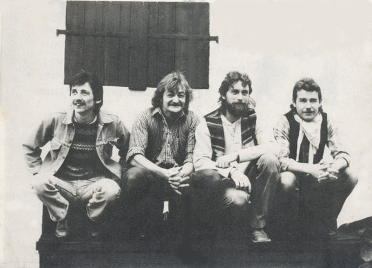 v.l.n.r.: "Dangerous" Armin Beller (g, voc), Walter "Waldy" Brand (g, voc, harp), Dieter "Brösel" Bröckemeier (dr), Reiner "Opi" Weber (b, voc)