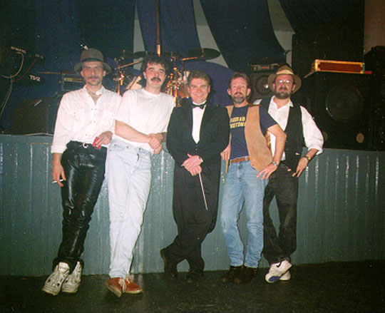 v.l.n.r.: Werner Liebner (b), Ali Brehm (dr), Jens Blecker (key), Neil Bresnahan (voc), Thomas Ortwein (g)