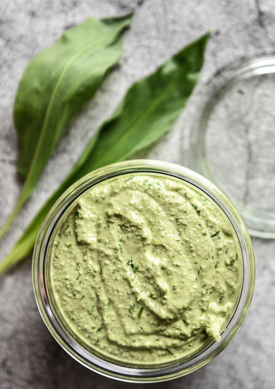 Weltbester Bärlauch Dip vegan aus dem Thermomix mit Cashew und Tofu total lecker Suchtgefahr