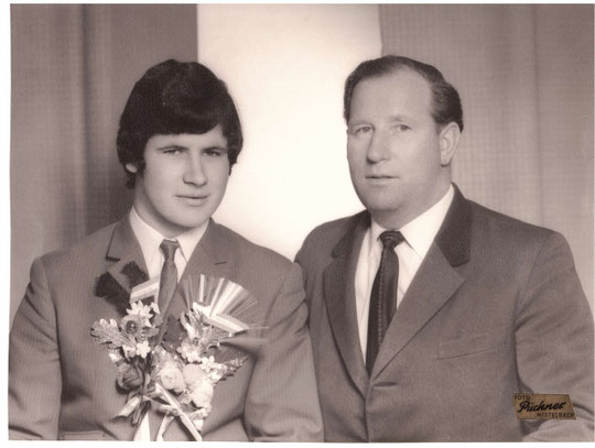 Ebenfalls 1953: Josef Thalhammer mit Bgm. Josef Bösmüller (alte Hausnr. 33)