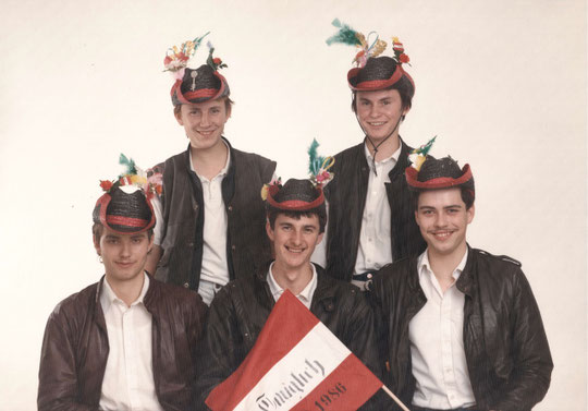Jahrgang 1968: Konrad Hauser, Gottfried Wagner, Erich Steingassner, Ernst Bogner u. Johann Rossak; (NIcht am Bild: Walter Koppensteiner u. Christian Böhm - eigener Musterungstermin)