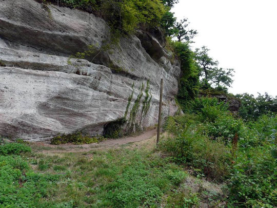 grotte des sorcières