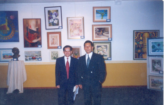En una de mis exposiciones en el Gran Hotel de Chiclayo. 2008