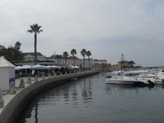 Hafenanlage in Faro