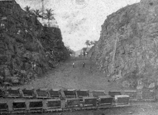 PHOTOGRAPHIE (Archives de la Mairie de Nouméa)