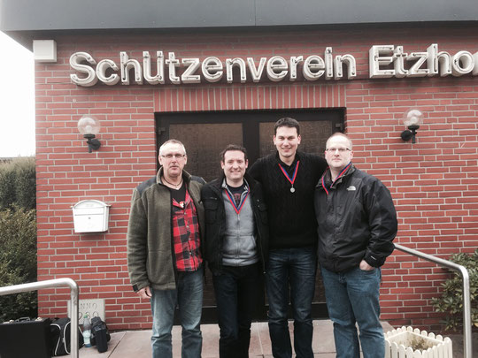 v.l.: Alexander Müller (Trainer), Christian Hubert, Jan Hollmann, Michael Vormbrocke