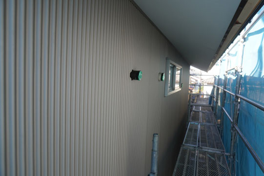 千葉での家づくり-千葉県-千葉市-注文住宅-一級建築士事務所-設計事務所-建築家-高性能住宅-高断熱高気密-heat20g2-耐震等級3-許容応力度設計-断熱等級6-長期優良住宅-住まい-家-木造-木の家-木箱プロジェクト-難しくない家-断熱等級6（UA値0.46｜HEAT20 G2～G3水準）-耐震等級3（許容応力度設計）-値0.7以下（気密性能／中間測定時）-長期優良住宅対応-一次エネルギー消費量等級6／ZEH対応可／BELS評価対応可-高耐久仕様