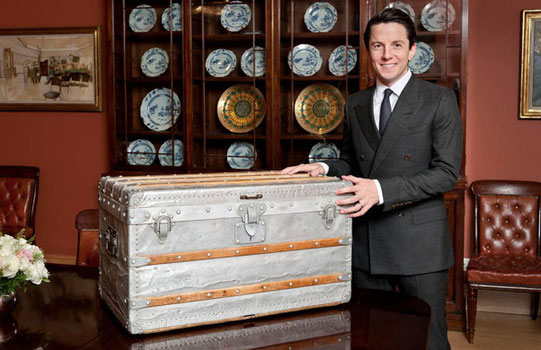Matthew Rubinger - christie's malle vuitton louis aluminium
