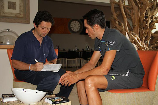 Foto courtesy: Enzo VIcennati. Qui ritratto durante un'intervista fatta ad Alberto Contador.