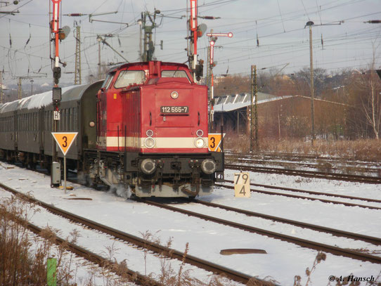 Am 28. November 2010 fuhr ein Sonderzug von Chemnitz nach Cranzahl. Der Zug fährt gerade in den Chemnitzer Hbf. ein