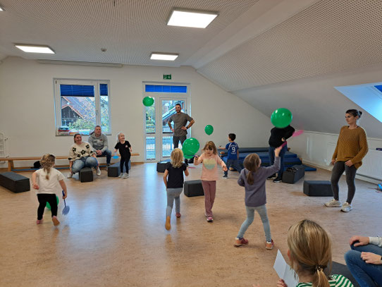 Kinder und Eltern vom St.Ida Kiga