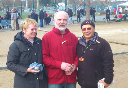 v.l. Ilse Rehberg, Bernd Rösemeier, Klaus Hübner