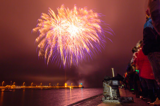 Fasten ist irgendwann wie ein Feuerwerk nach dem anderen. Bunt mit vielen Hochgefühlen. Irgendwann ist er eben weg, der "emotionale Speck" und die Partie kann steigen.