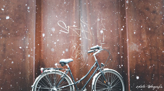 Spontanes Fahrrad-Schnee Shooting im Schloßgarten Karlsruhe