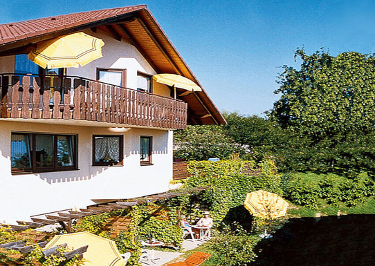 Ferienhaus und Ferienwohnungen von Gästehaus Kiene