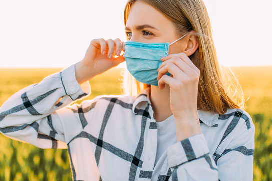 Atemschutzmasken schützen Allergiker auch vor Pollen