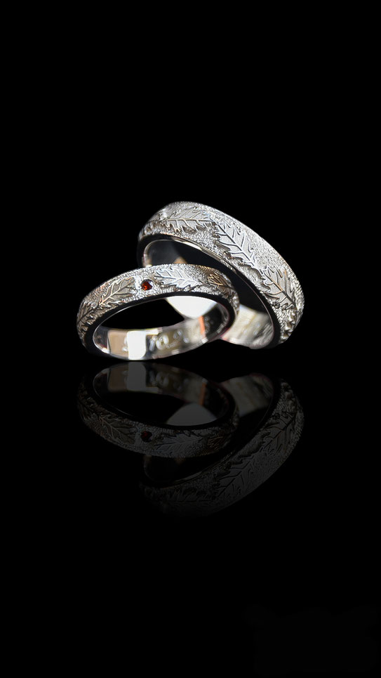 In 925 Silber / ab 450,- (das Paar)