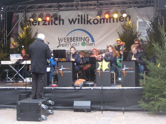 Big Band auf dem Olfener Weihnachtsmarkt 2014