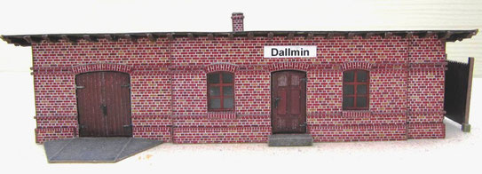 (c) W. Fehse - Stationsgebäude Dallmin