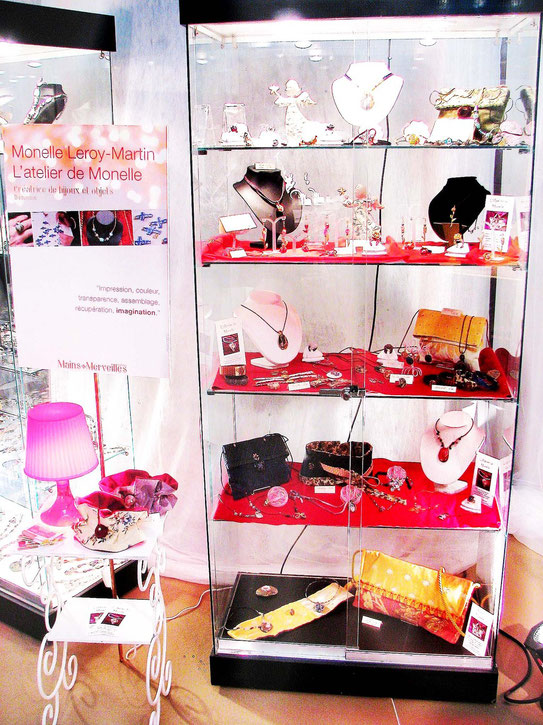 Vitrine de Monelle, Exposition "Mains et Merveilles de l'Oise" 2012