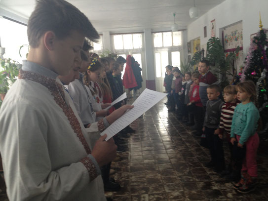 Урочиста лінійка до дня Соборності