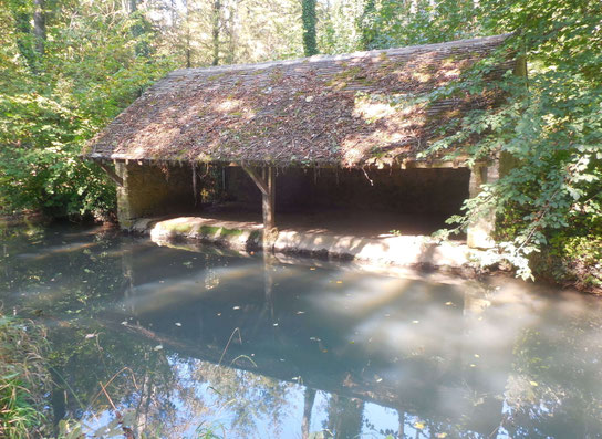 De quoi venir faire sa petite lessive dans ce lavoir bien conservé