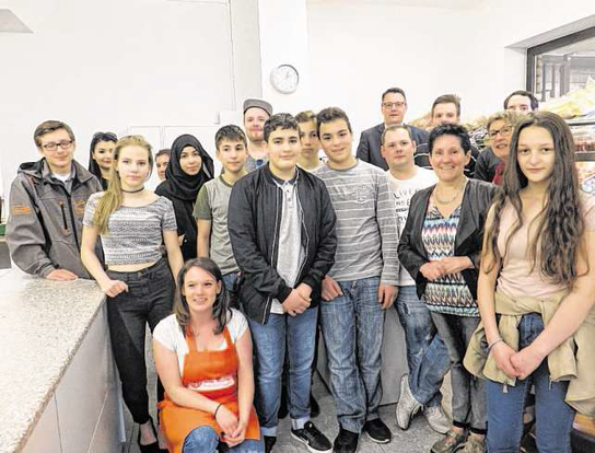 Junge Menschen, die in ihrer Freizeit ehrenamtlich helfen Foto: Stadt Stolberg