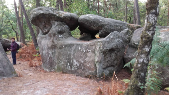 ... elle sculpte les matières les plus dures ...