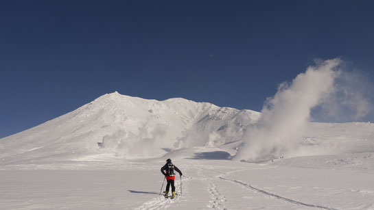 Mt Asahidake ski tour