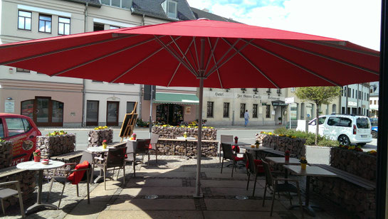 Bäckerei Weißbach Außenterrasse im Hauptgeschäft in der Antonstraße 1 - Foto: © Devant Design