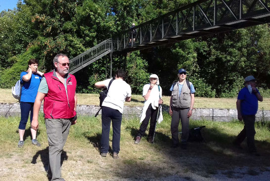 Après le passage sur le "pont de la rivière Kwaï, une pause s'impose, Sandrine est encore toute émue