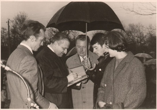 Yves Parisis, Monsieur le Préfet, Paul Capdevielle, Philippe et Brigitte Dubos