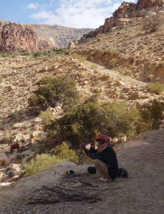 Jordanie, réserve de Dana : rencontre avec un habitant sur le Wadi Dana Trail