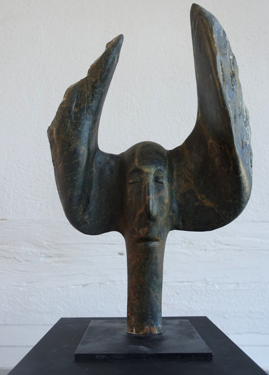 Nächtig / Die malenden Steine / Stein / 35,5 cm / 2025 / Foto HF