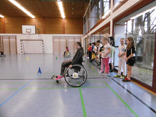 In der Turnhalle der Mietersheimer Grundschule