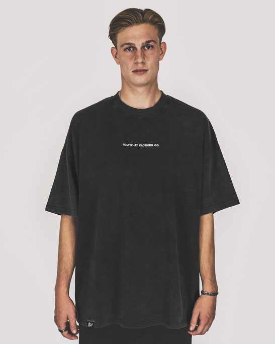 holywhat, oversized, t-shirt, portugal, sustainable, organic, organig cotton, made in portugal, streetwear, streetstyle, basic series 2, black