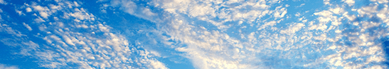 青空と雲の画像(仕切り用)