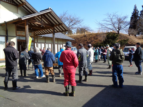 一関市東山　大木自治会　「ゆみおり館」前で農作業安全指導(令和６年)