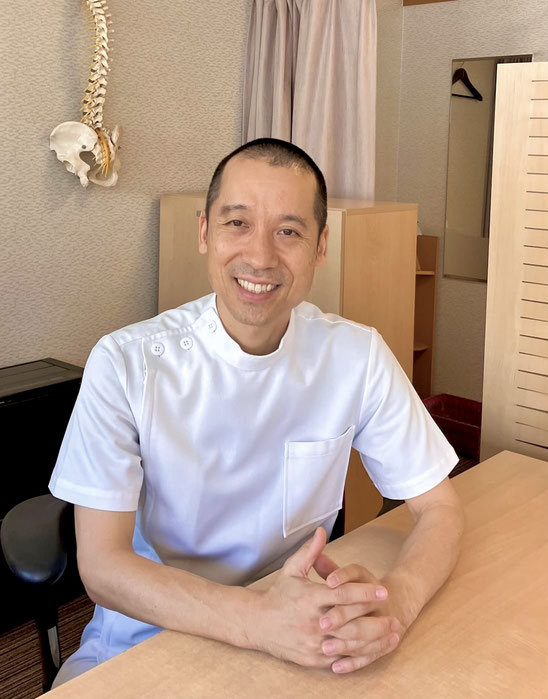 院長 新屋　裕之 