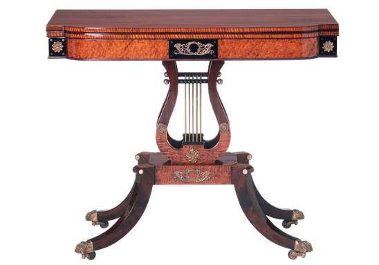 mobilier et petits meubles anciens