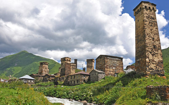ジョージアの世界遺産「アッパー・スヴァネティ」、ウシュグリのチャザシ村