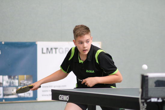 Schwarzenbeks Kreiskader-Athlet Philipp Gottschall spielt am Wochenende bei den U18- und U15-Bezirksmeisterschaften in Büchen um Edelmetall im Einzel, Doppel und Mixed.