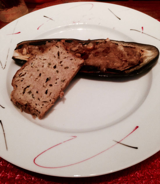 Chaud ou froid, accompagné d'une salade ou d'un légume farci, le cake au thon est déclinable à l'infini.