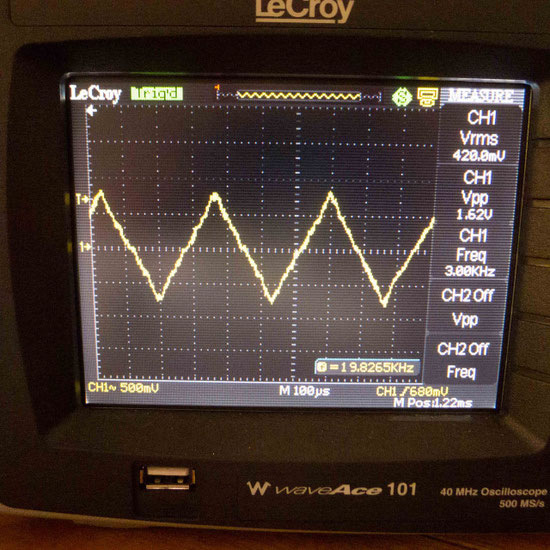 triangular wave 3kHz with LPF