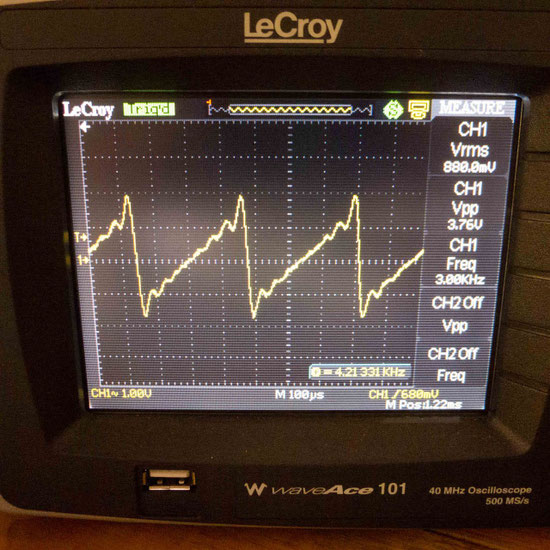 saw wave 3kHz sine LPF