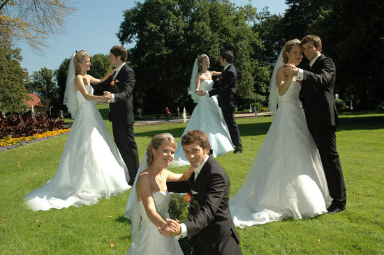 Romantische Hochzeit im Park