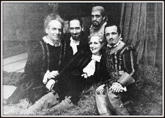 Sparafucile - RIGOLETTO - con da sinistra: Gino Bechi (Rigoletto) Pino Donati (Direttore), Bastianini, Dina Mannucci-Contini (Gilda), Piero Sardelli (Il Duca) - Il Cairo Teatro Reale gennaio 1947